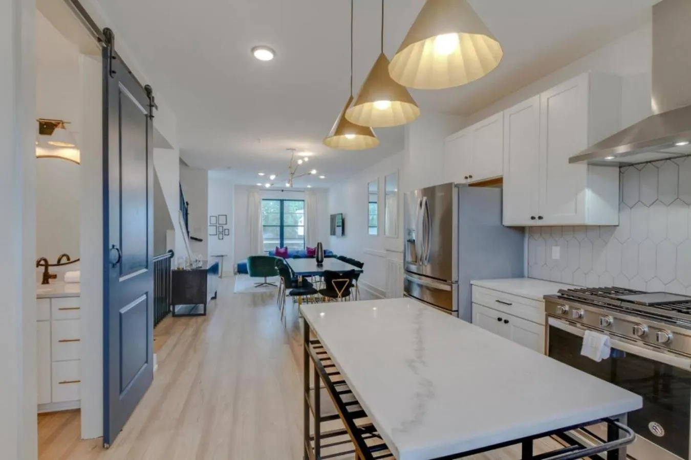 Holiday home East Nash Superstar- Skyline Views Terrace- Mural Nashville United States